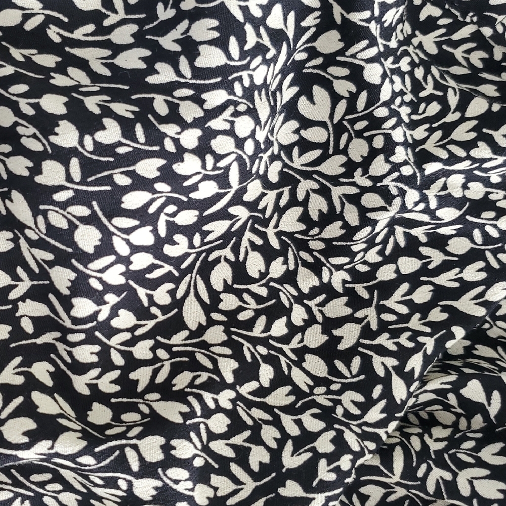 Mango Flower Patterned Blouse - Picture 9 of 10